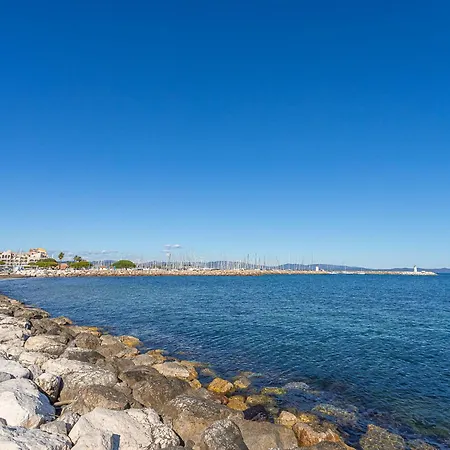 Les Palmiers By Interhome 아파트 히에레