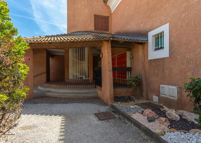 Les Palmiers By Interhome * 히에레